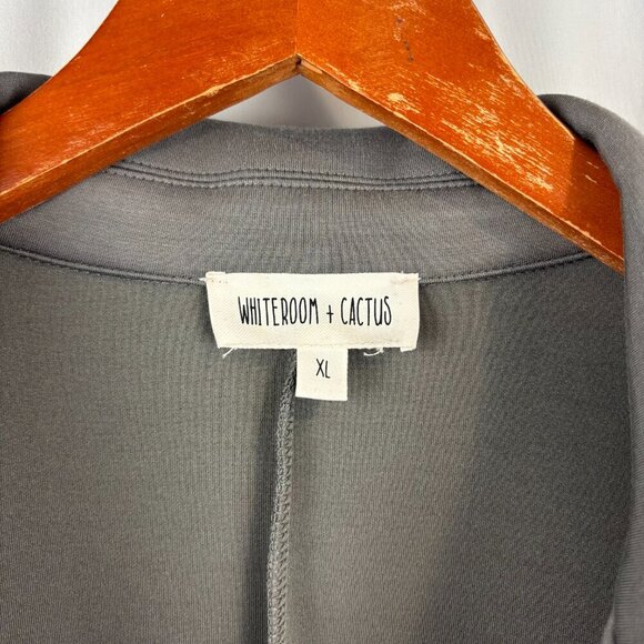 White Room + Cactus Gray Blazer - Picture 2 of 7